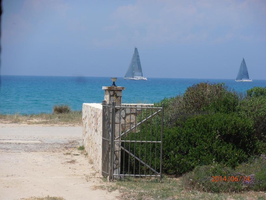 Elli Beach Apartments And Studios Almiros Beach Екстер'єр фото
